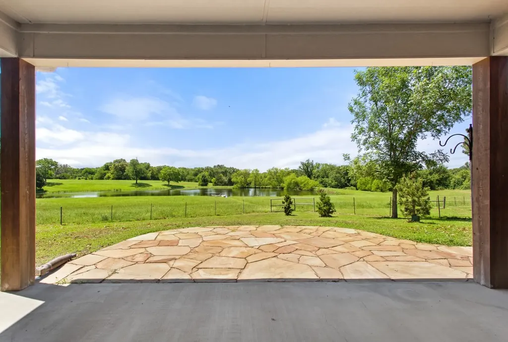 2261-C State Highway 276 Emory TX 75440