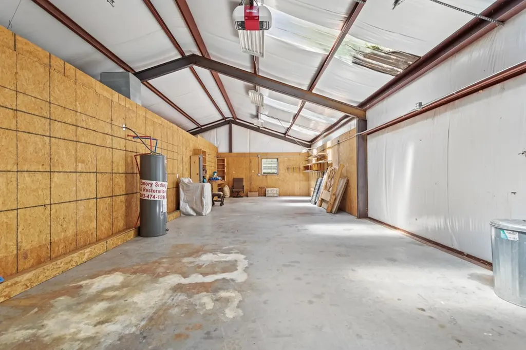 2261-C State Highway 276 Emory TX 75440