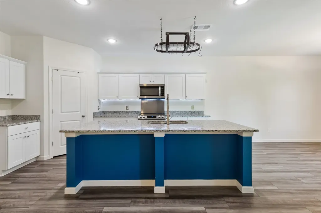 409 Stone Creek Boulevard Glenn Heights TX 75154