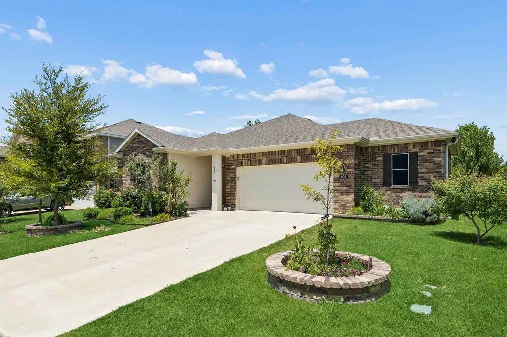 409 Stone Creek Boulevard Glenn Heights TX 75154