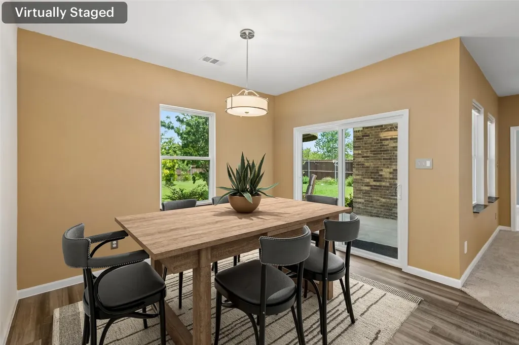409 Stone Creek Boulevard Glenn Heights TX 75154