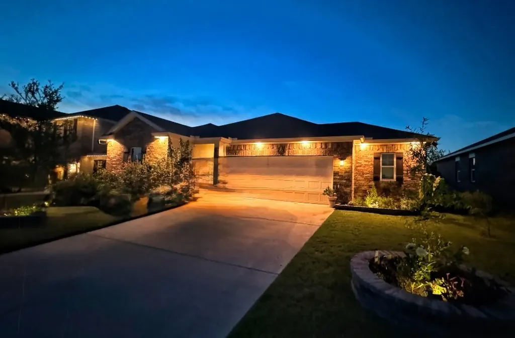 409 Stone Creek Boulevard Glenn Heights TX 75154