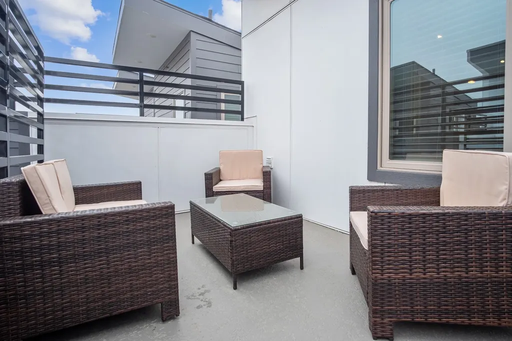 1118 Galveston Avenue Fort Worth TX 76104