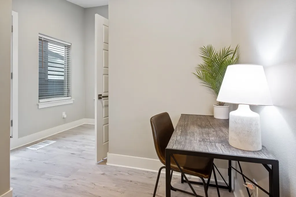 1118 Galveston Avenue Fort Worth TX 76104