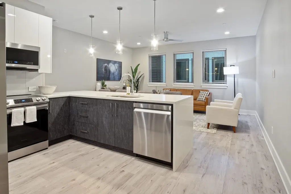 1118 Galveston Avenue Fort Worth TX 76104