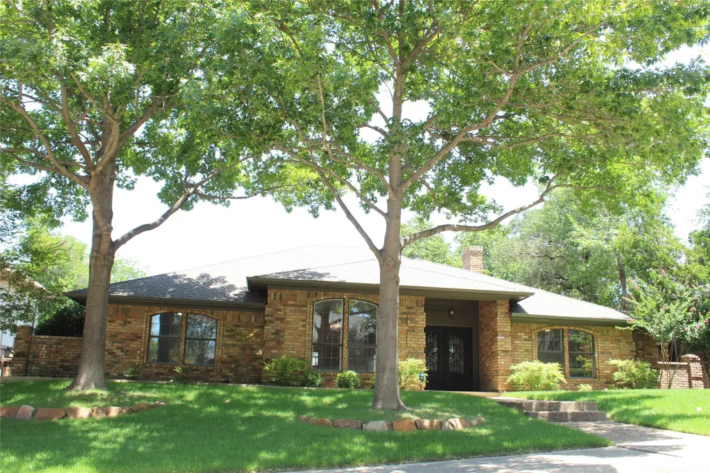 5709 Buffridge Trail Dallas TX 75252