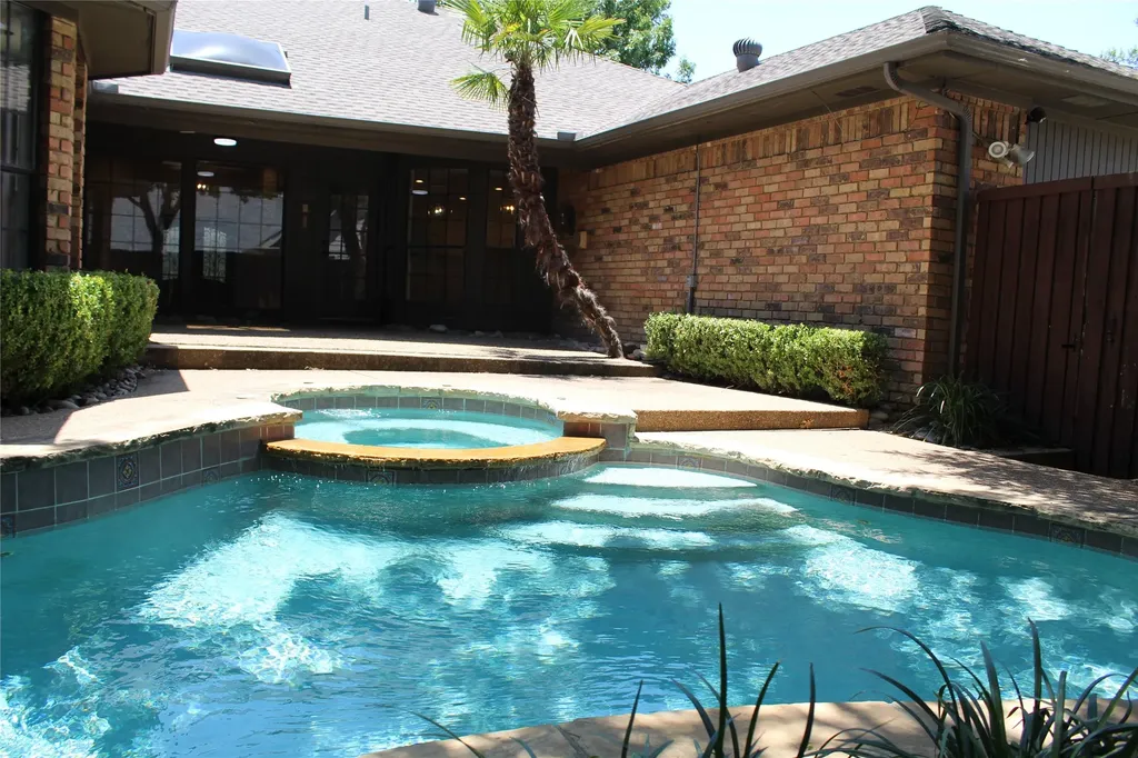 5709 Buffridge Trail Dallas TX 75252