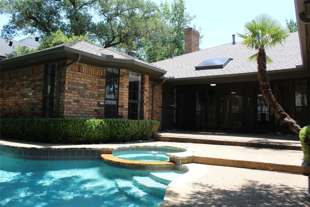 5709 Buffridge Trail Dallas TX 75252