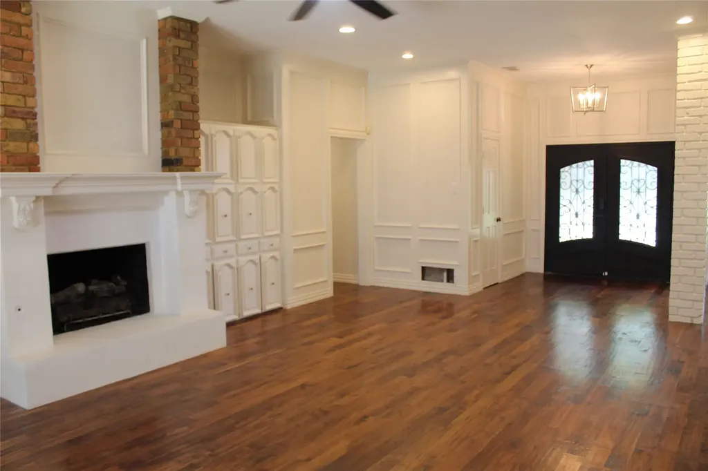 5709 Buffridge Trail Dallas TX 75252