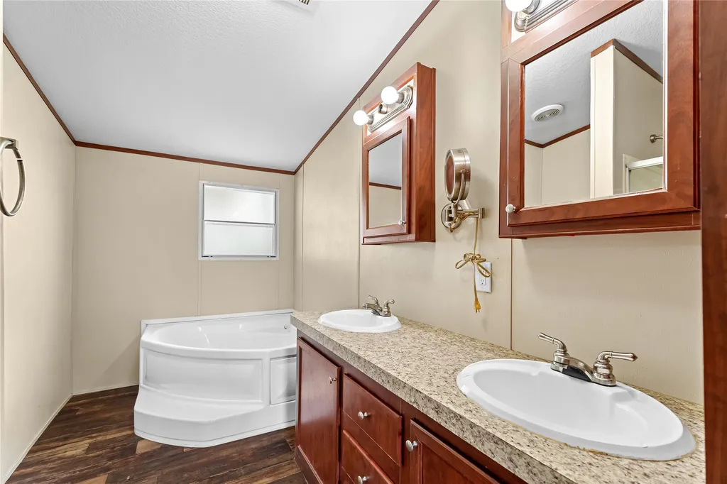 3634 County Road 2621 Caddo Mills TX 75135