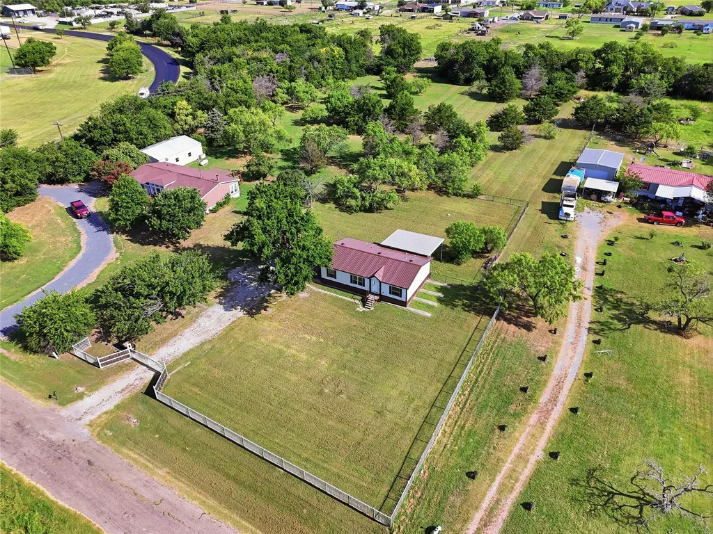 3634 County Road 2621 Caddo Mills TX 75135