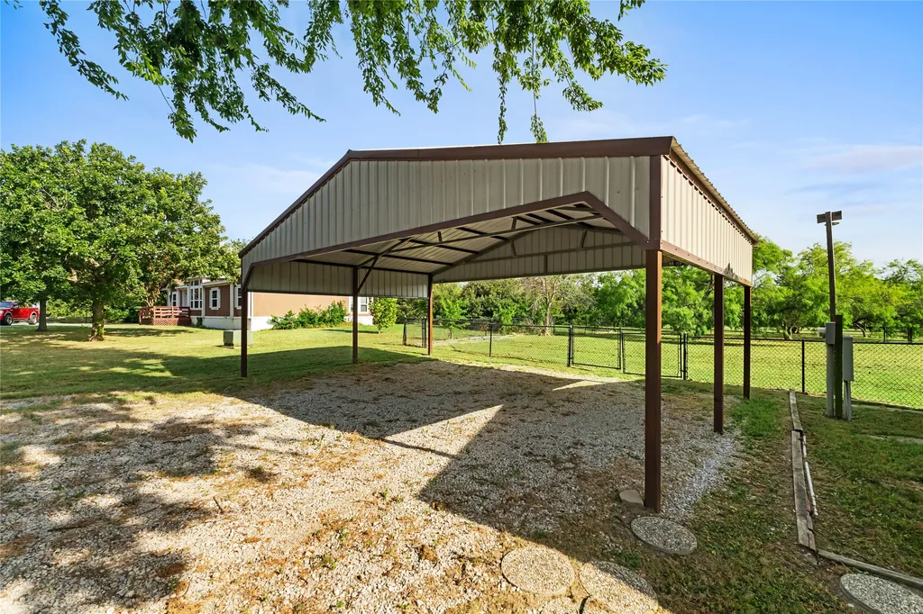 3634 County Road 2621 Caddo Mills TX 75135