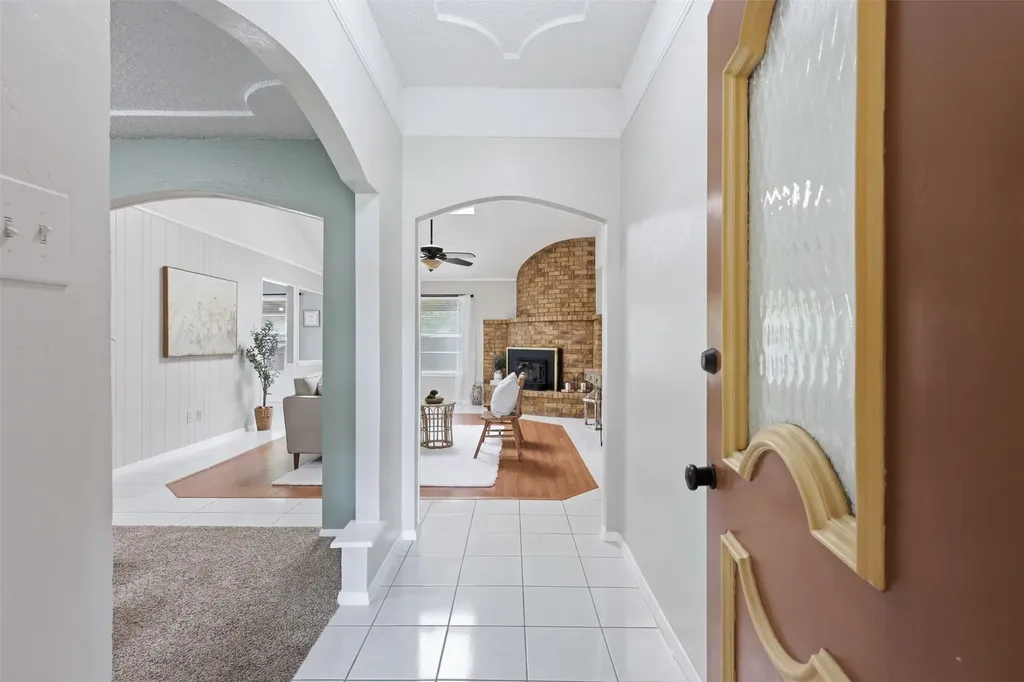 5536 Meadow Oak Street North Richland Hills TX 76180