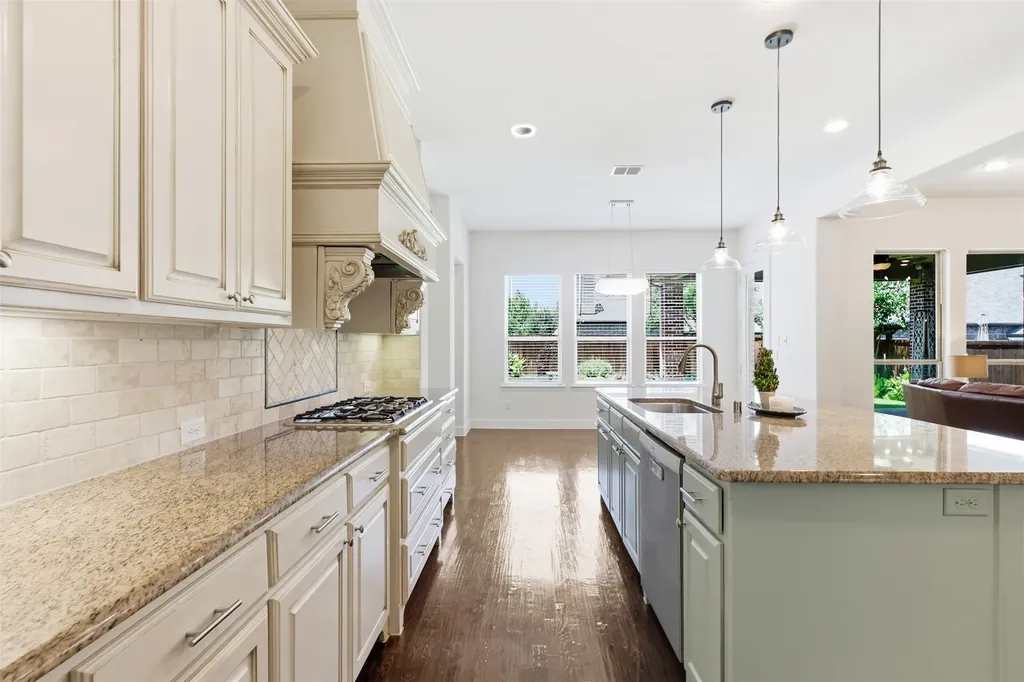 4625 Maverick Way Carrollton TX 75010