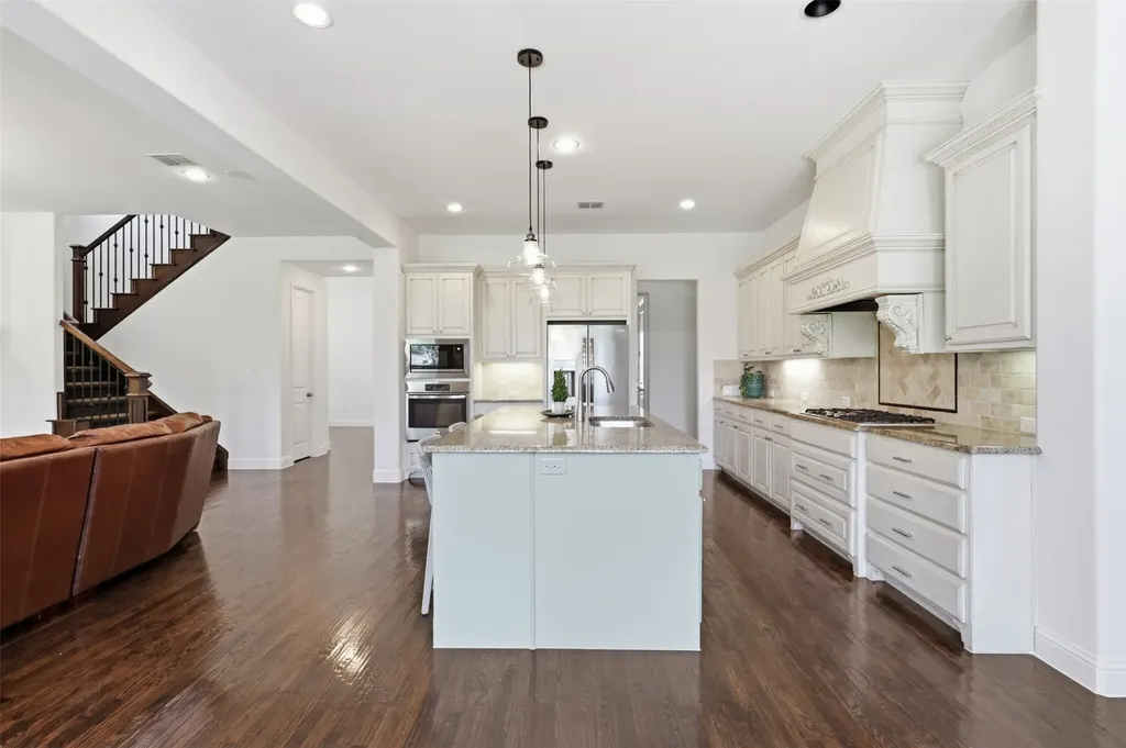 4625 Maverick Way Carrollton TX 75010