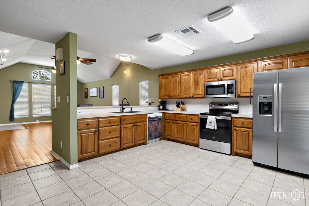 6015 Oakmonnt Drive Wichita Falls TX 76310