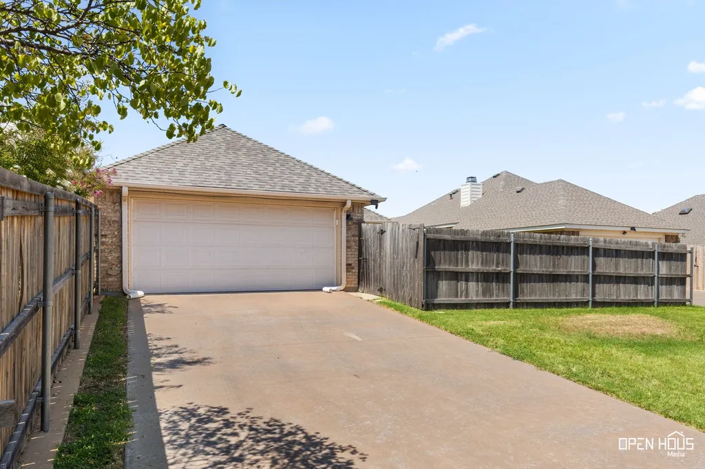 6015 Oakmonnt Drive Wichita Falls TX 76310