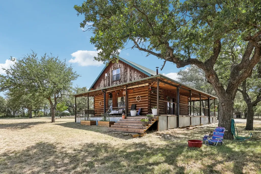 194 County Road 3825 Bridgeport TX 76426