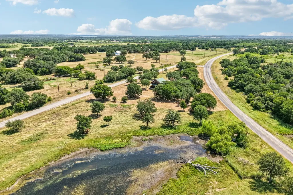 194 County Road 3825 Bridgeport TX 76426