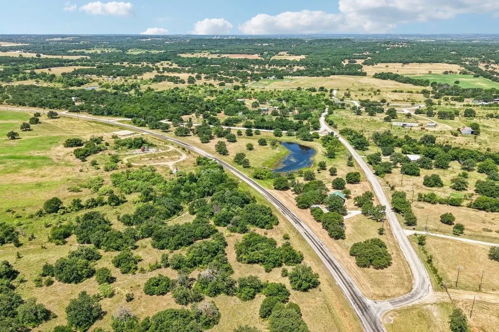 194 County Road 3825 Bridgeport TX 76426