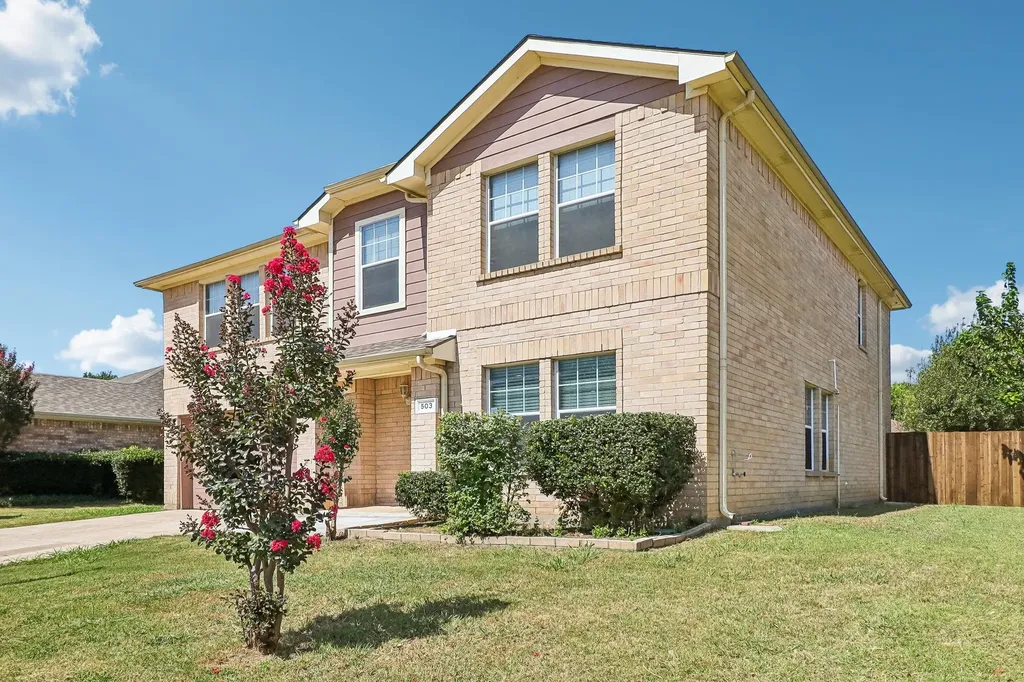 503 Angela Lane Euless TX 76039