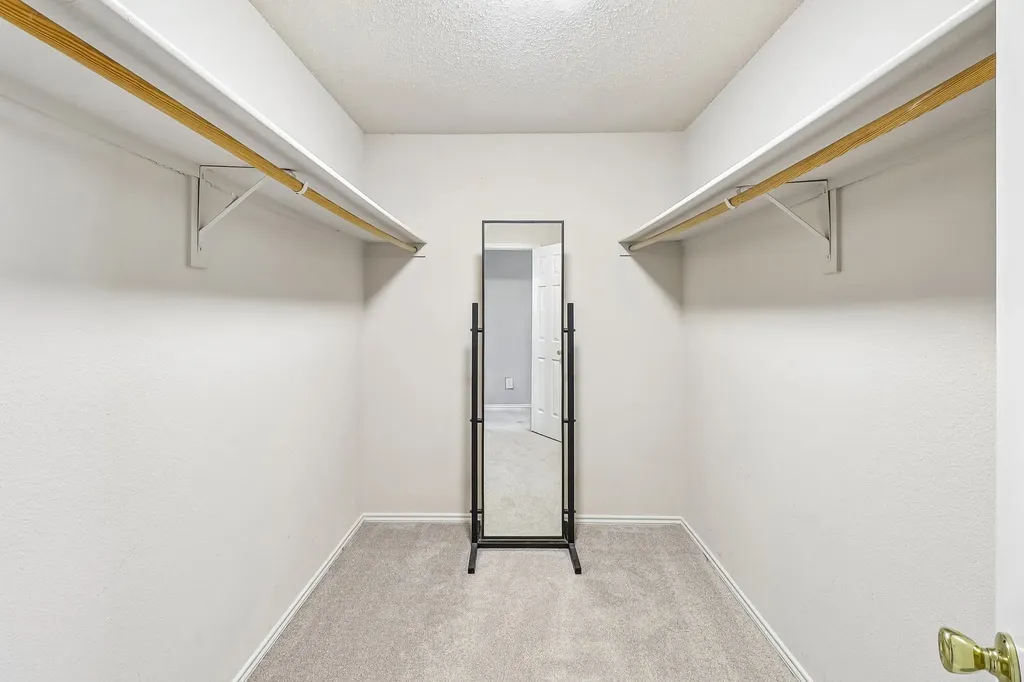 503 Angela Lane Euless TX 76039
