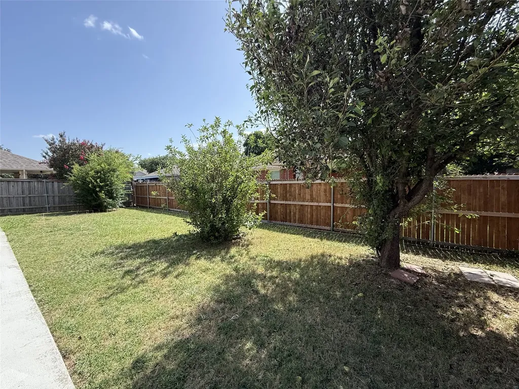 503 Angela Lane Euless TX 76039