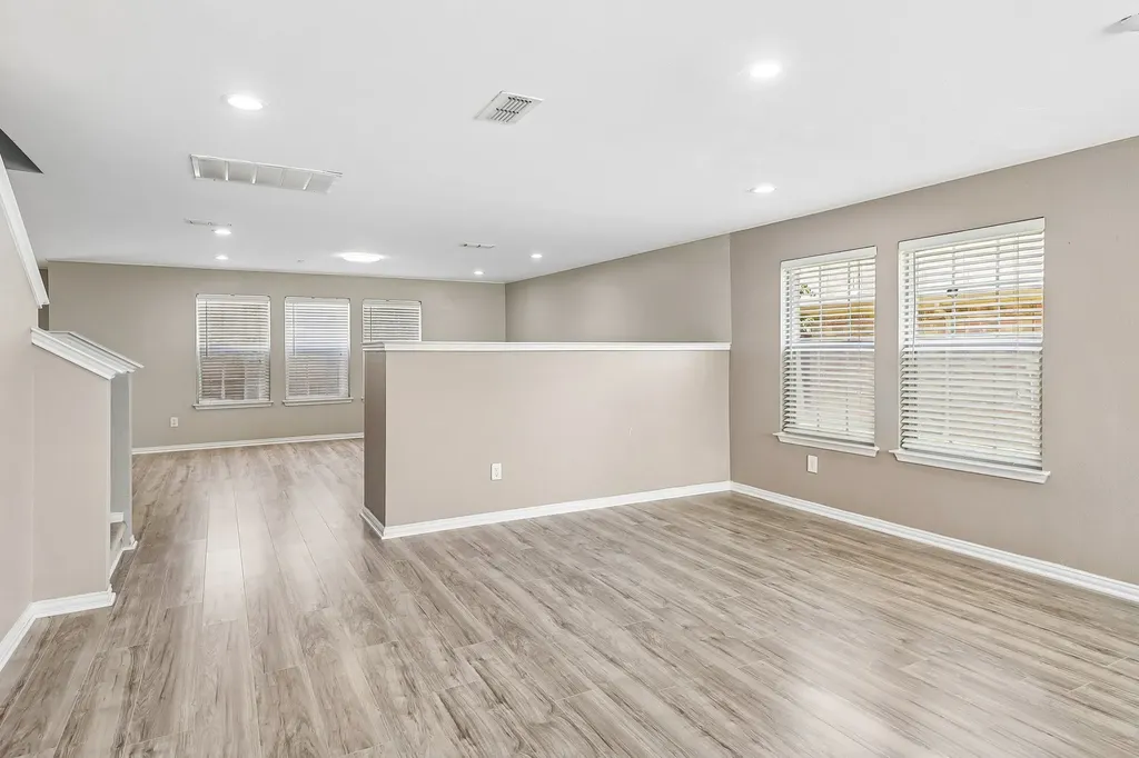 503 Angela Lane Euless TX 76039