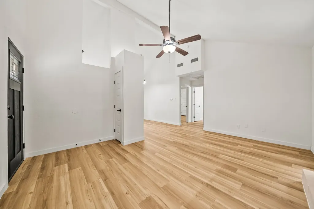 420 S Las Vegas Trail White Settlement TX 76108