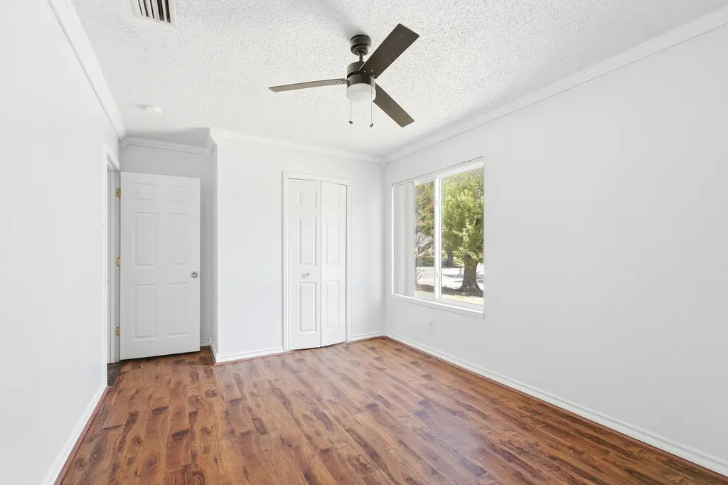 2930 Lancer Lane Garland TX 75044