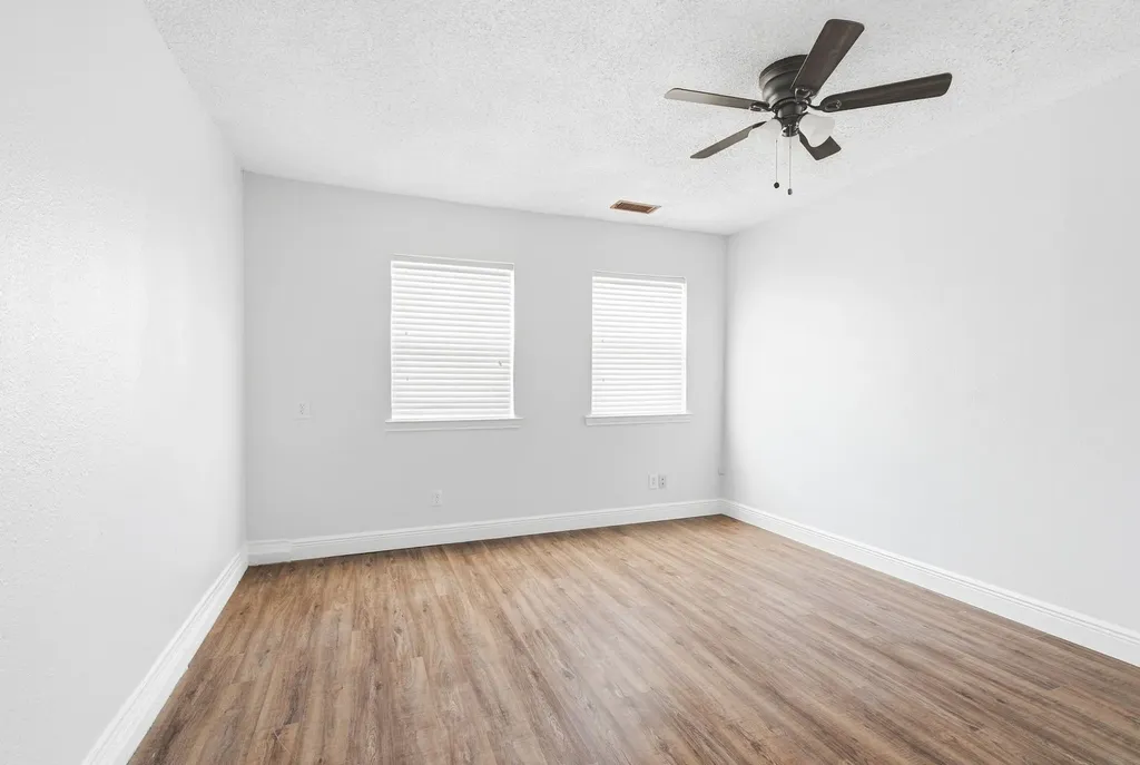 2930 Lancer Lane Garland TX 75044
