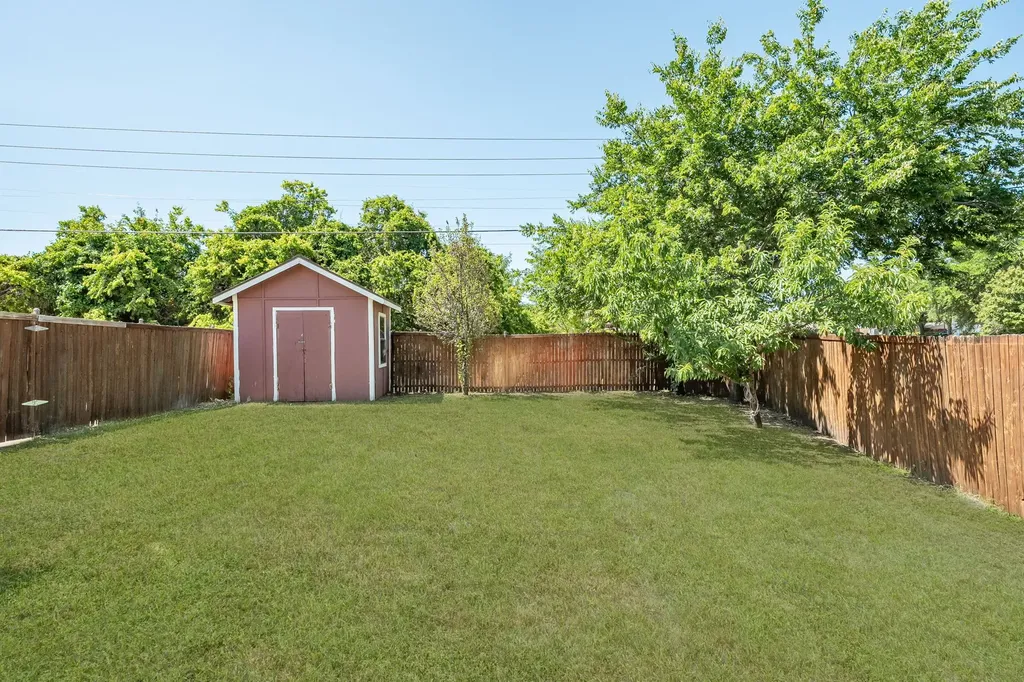 2930 Lancer Lane Garland TX 75044