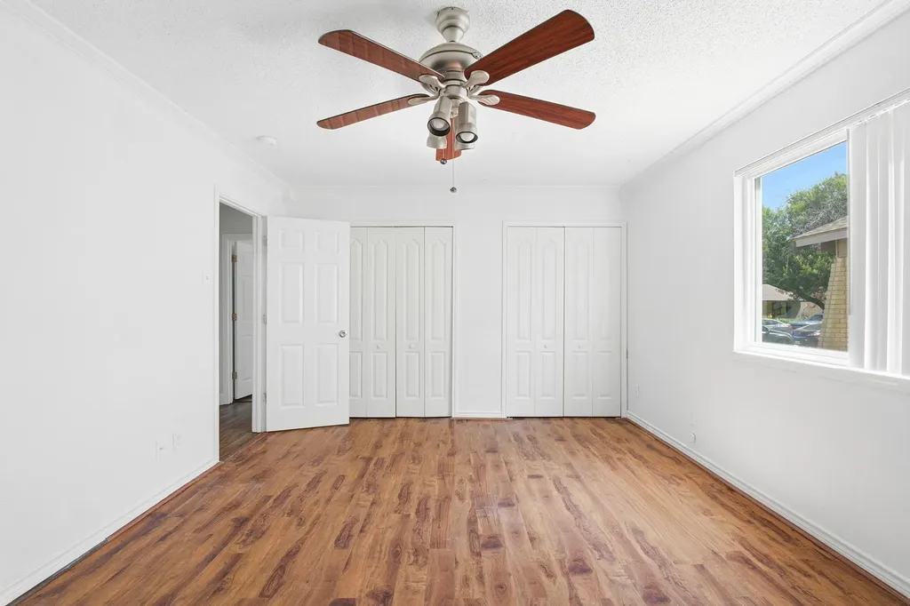 2930 Lancer Lane Garland TX 75044