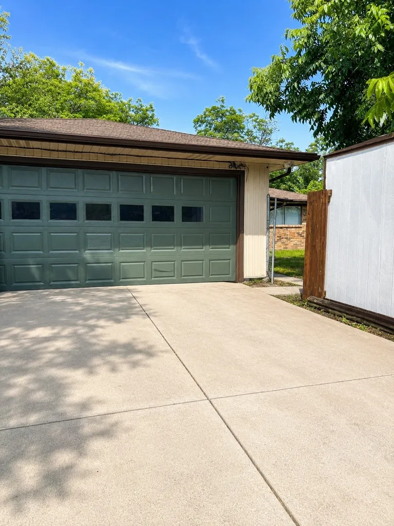 5209 Sarasota Drive Garland TX 75043