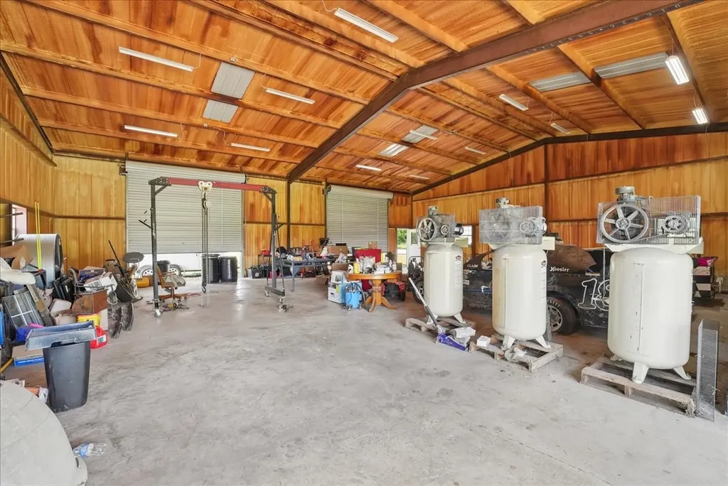 691 S State Highway 78 Bonham TX 75418
