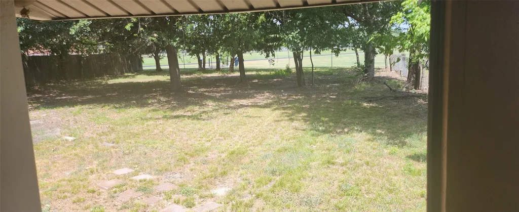 824 Carver Street Mesquite TX 75149