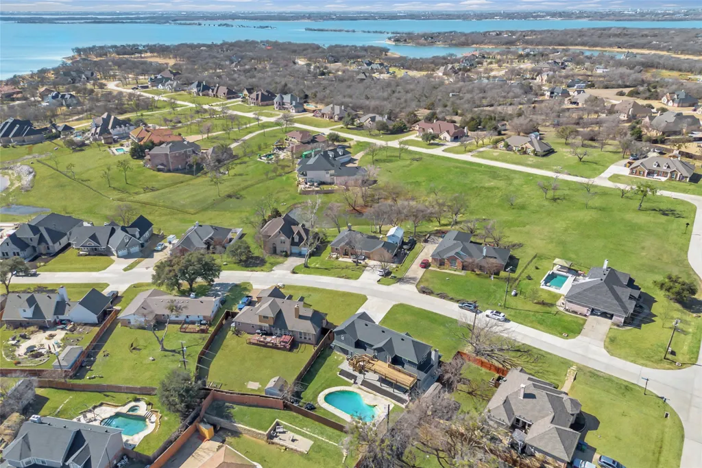 710 Meadow Lake Drive Lakewood Village TX 75068