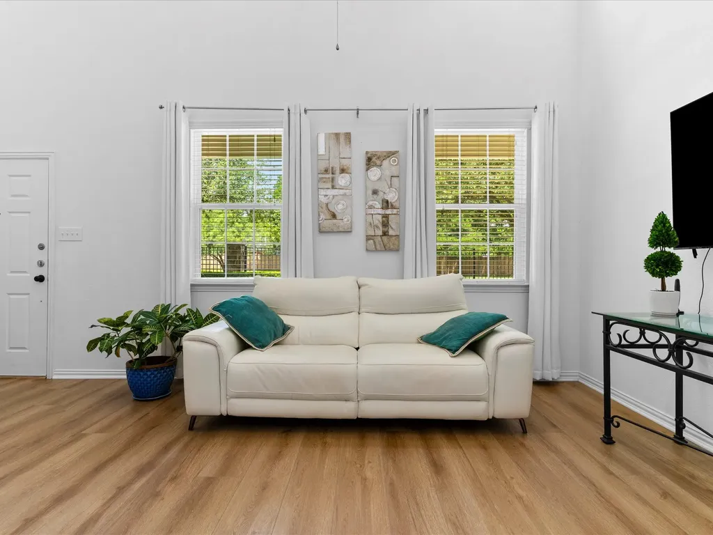 3106 Bedford Road Bedford TX 76021