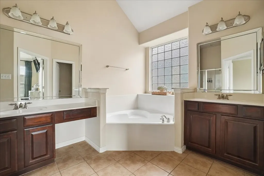 2605 Greyhawk Drive Little Elm TX 75068