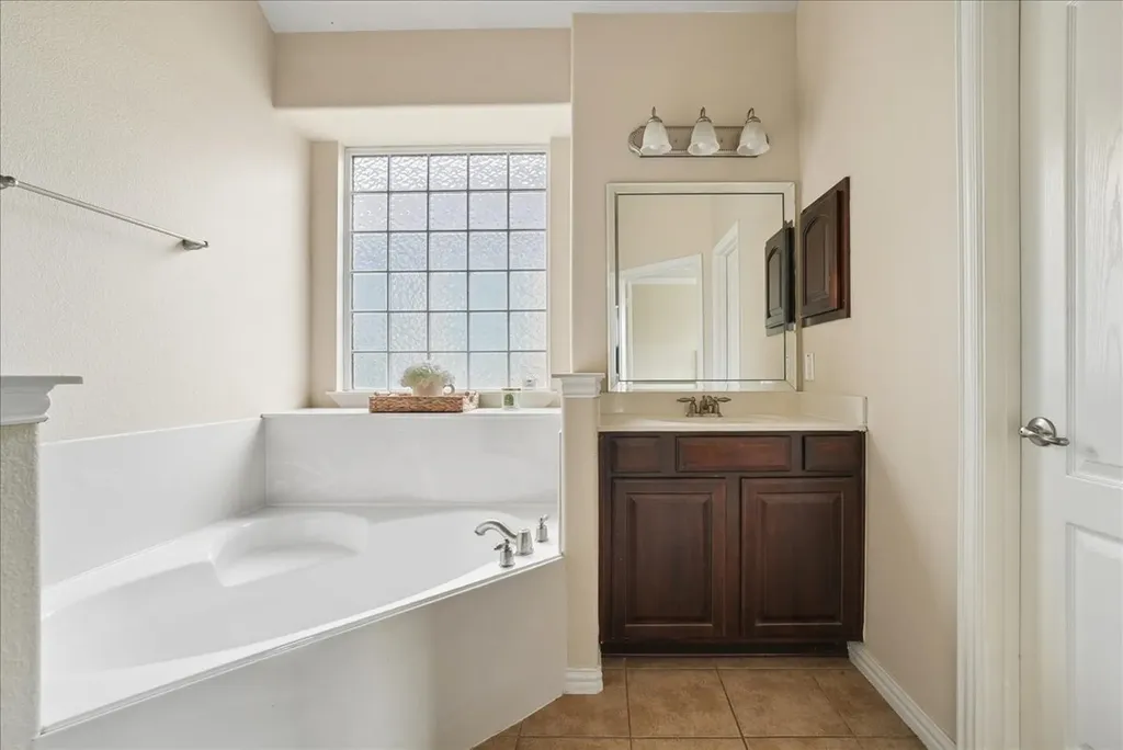 2605 Greyhawk Drive Little Elm TX 75068