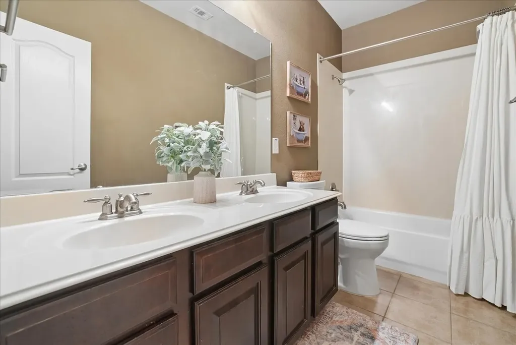 2605 Greyhawk Drive Little Elm TX 75068