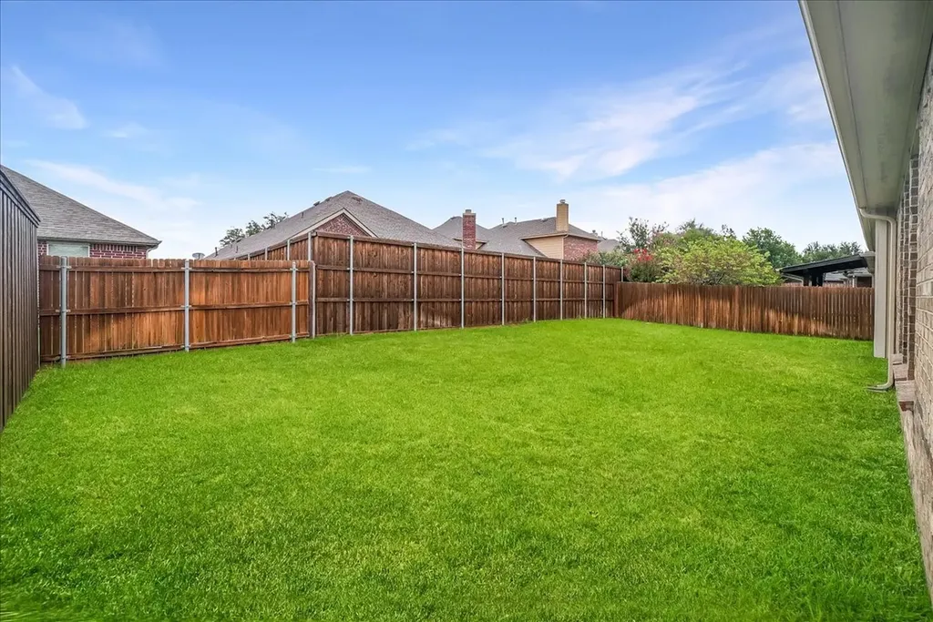 2605 Greyhawk Drive Little Elm TX 75068