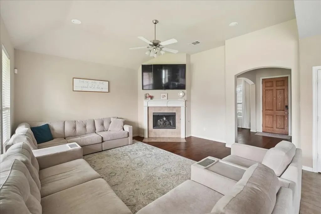 2605 Greyhawk Drive Little Elm TX 75068