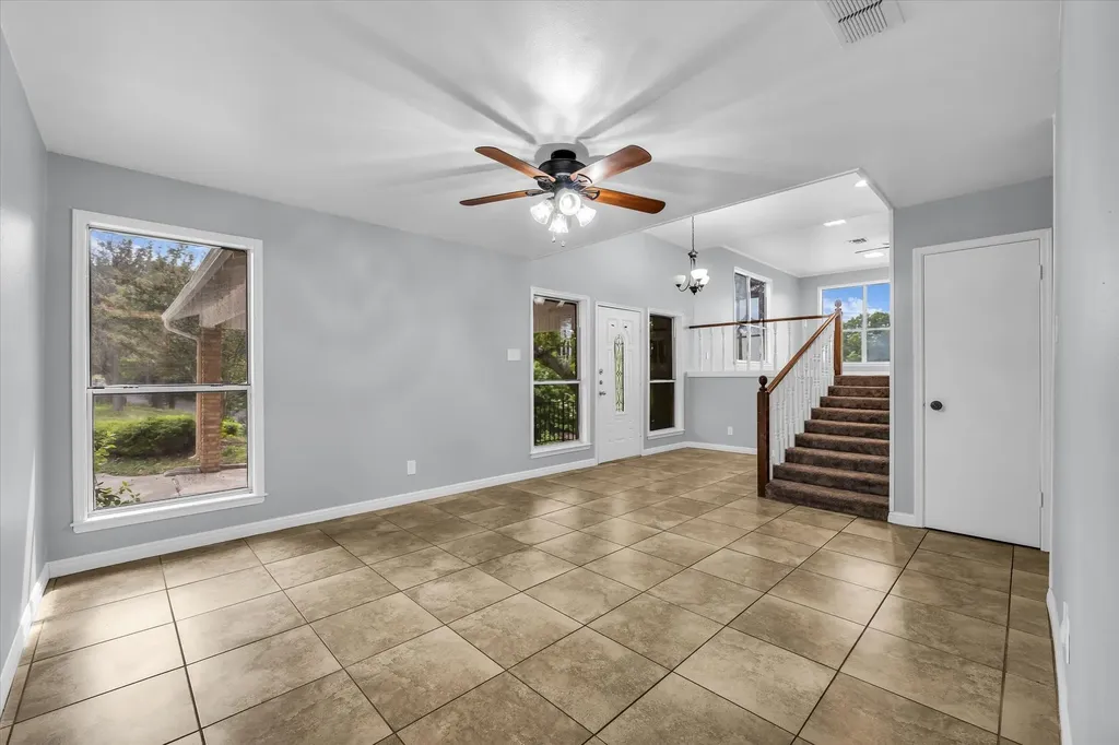 1133 Valley Ridge Drive Woodway TX 76712
