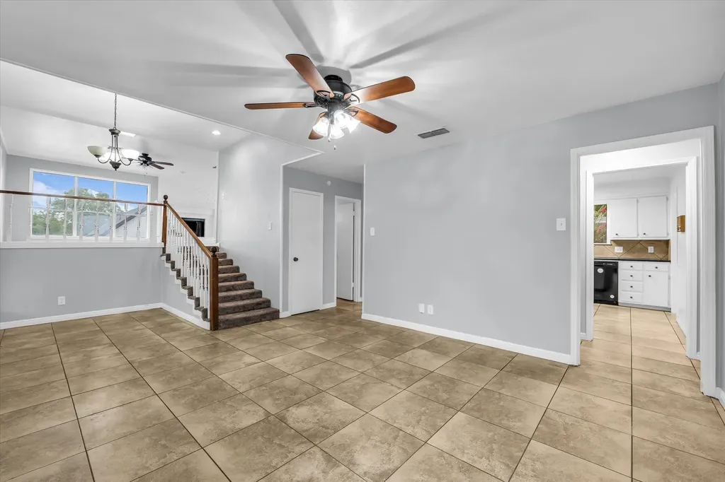 1133 Valley Ridge Drive Woodway TX 76712