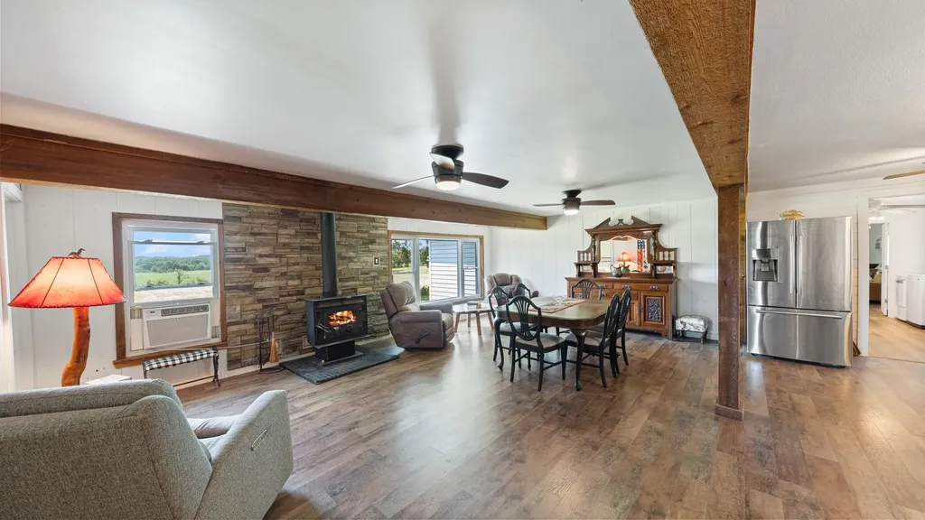 1053 Vz County Road 4206 Athens TX 75752