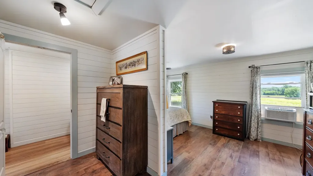 1053 Vz County Road 4206 Athens TX 75752