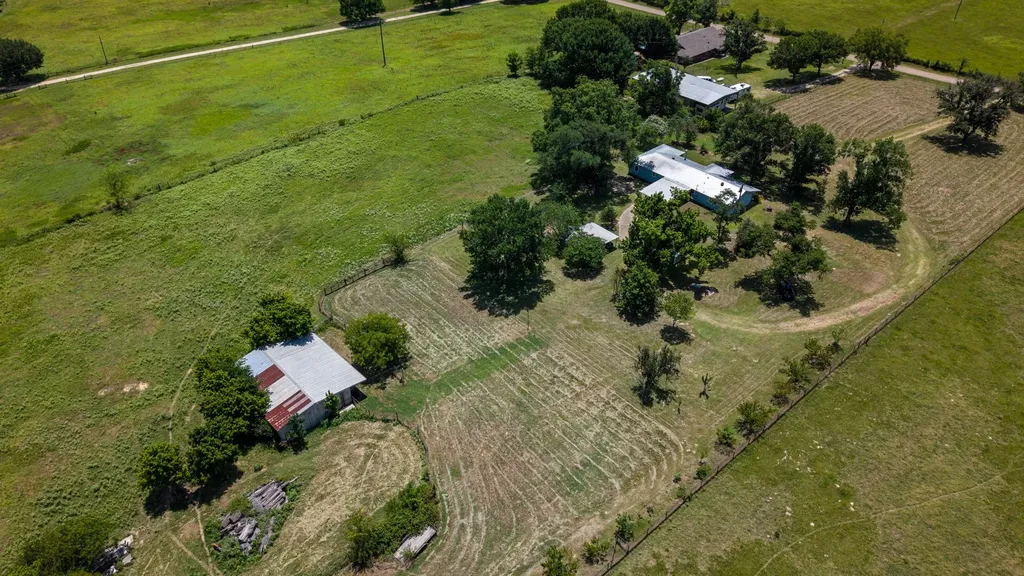 1053 Vz County Road 4206 Athens TX 75752