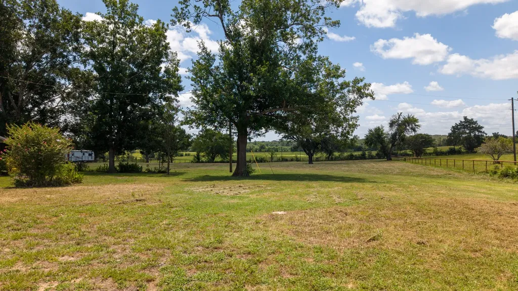 1053 Vz County Road 4206 Athens TX 75752