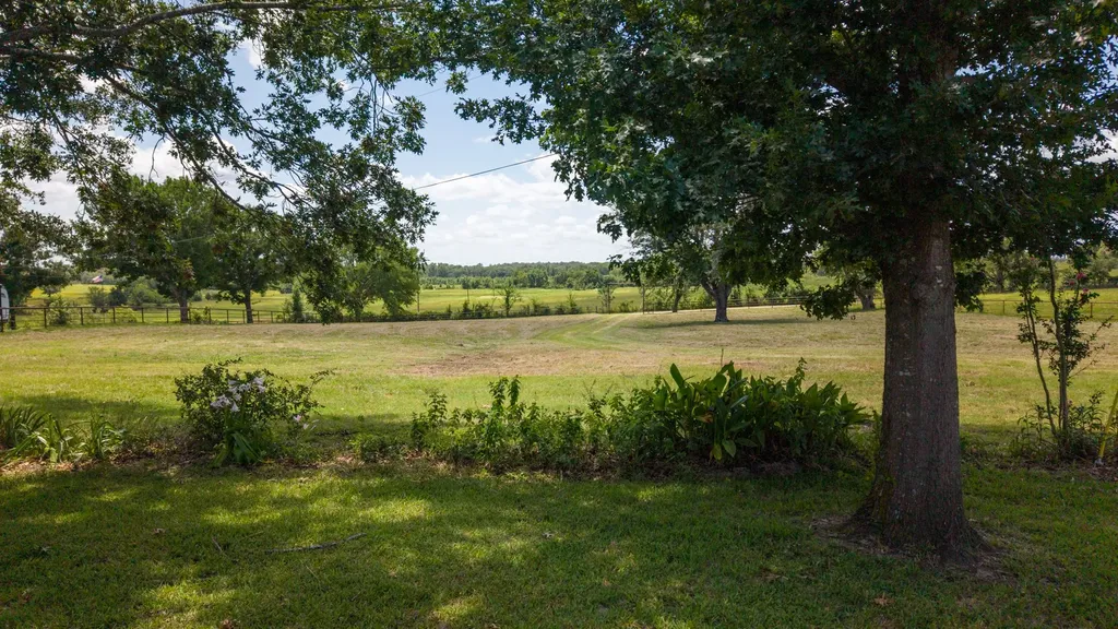1053 Vz County Road 4206 Athens TX 75752